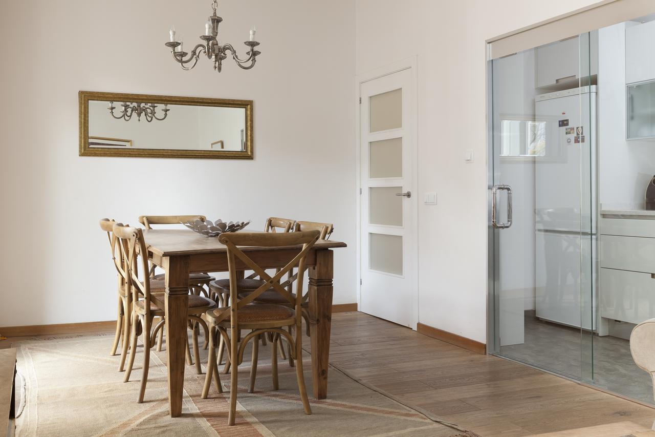 Akira Flats Roger De Flor Chic Apartment Barcelona Exteriör bild