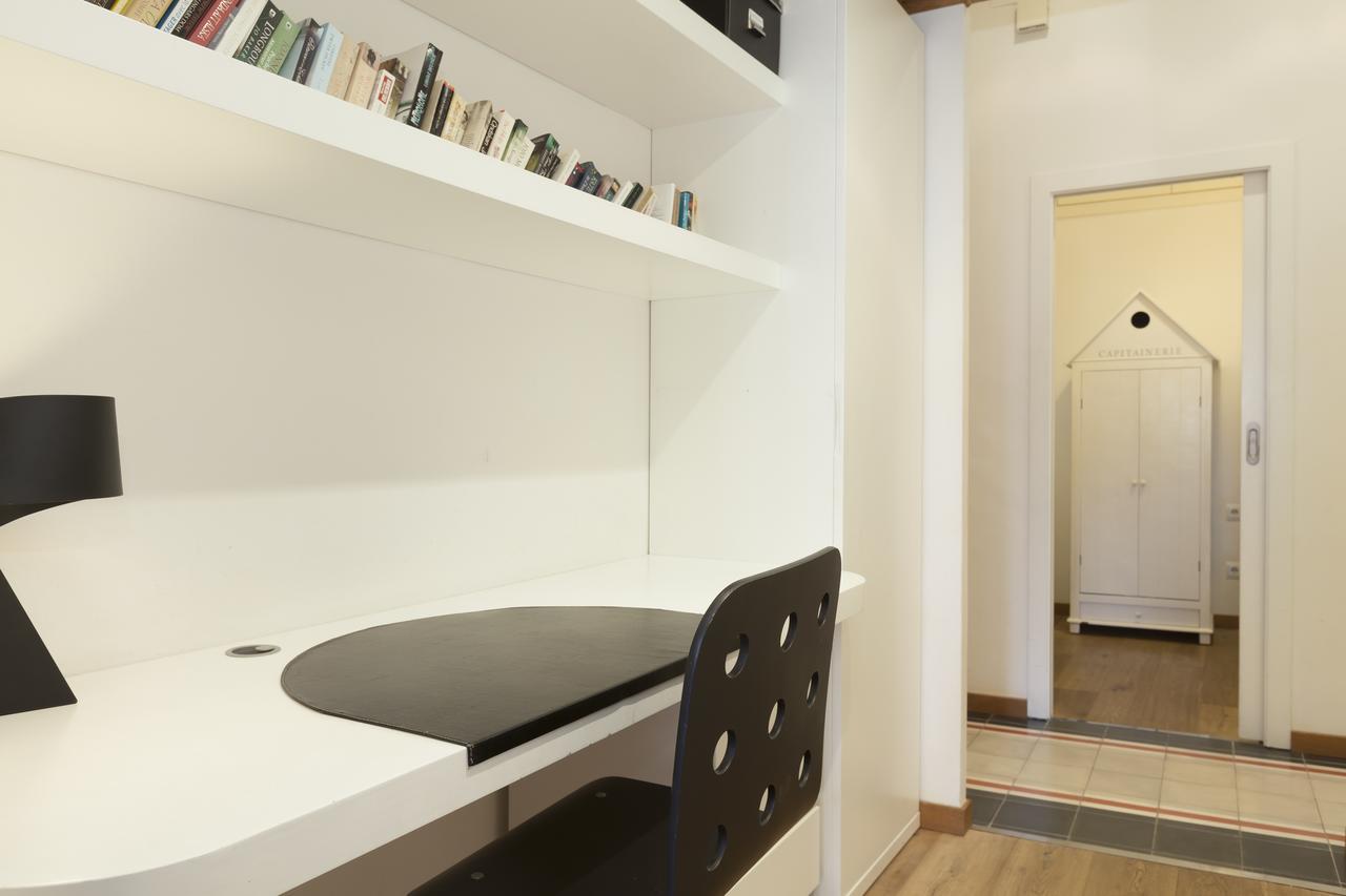Akira Flats Roger De Flor Chic Apartment Barcelona Exteriör bild
