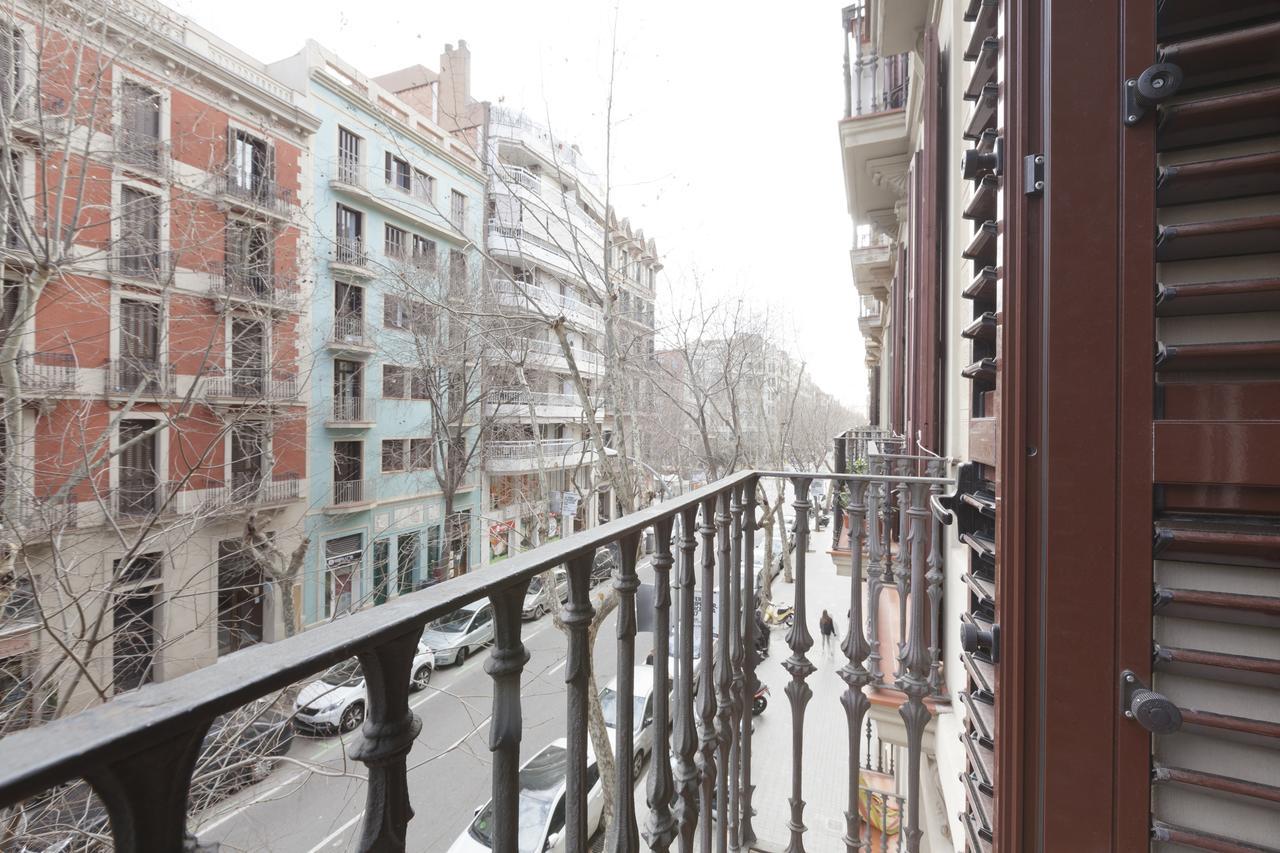 Akira Flats Roger De Flor Chic Apartment Barcelona Exteriör bild